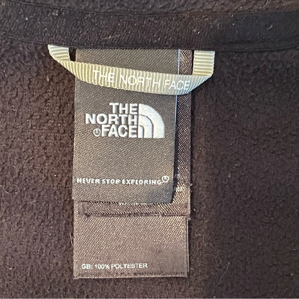 The North Face Women’s Fleece Hoodie Zip-Up Sweater - Picture 4 of 4